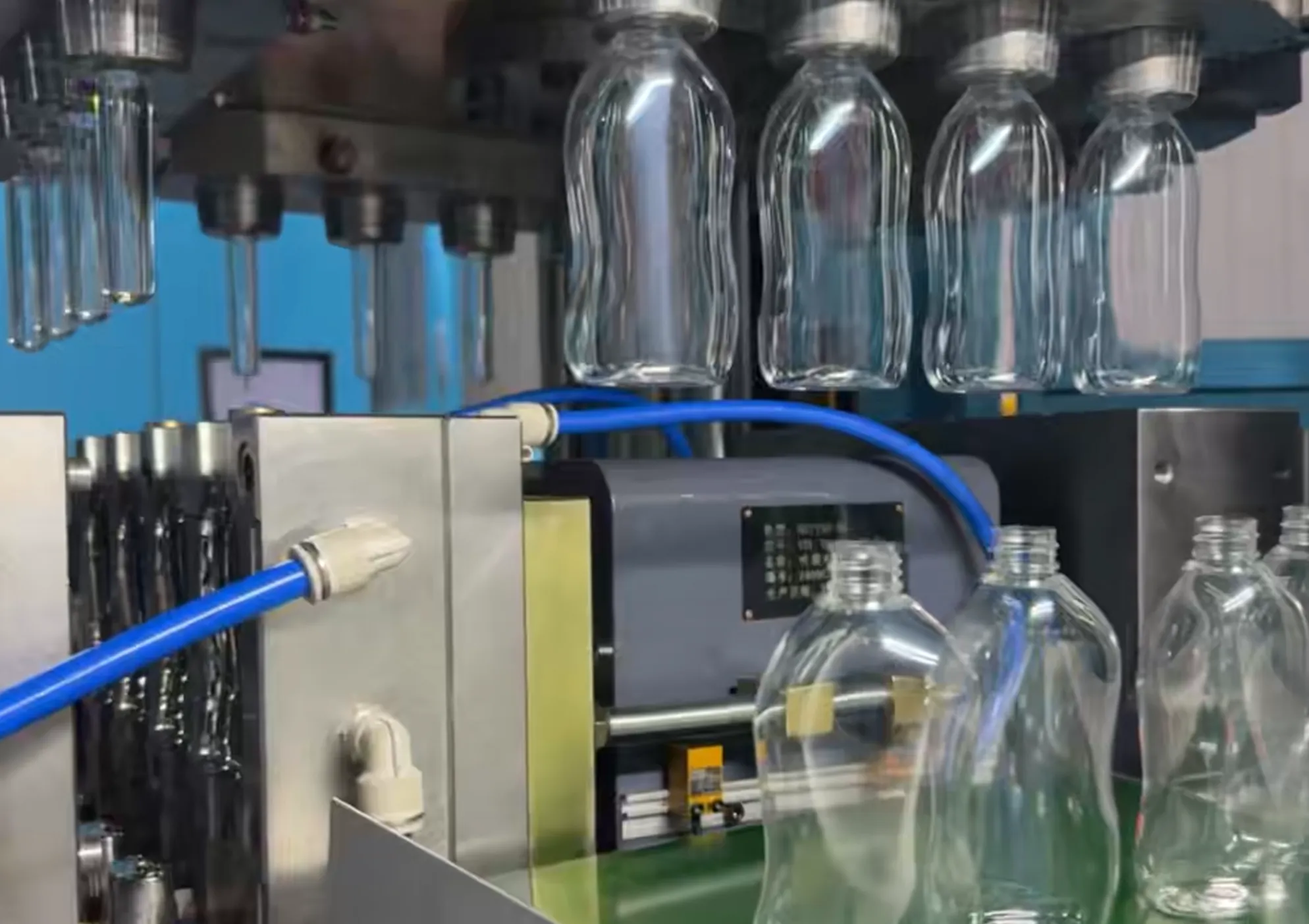 Injection Stretch Blow Moulding Machine-application-1-4